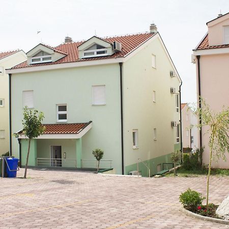 Apartment Paula Promajna Exterior foto